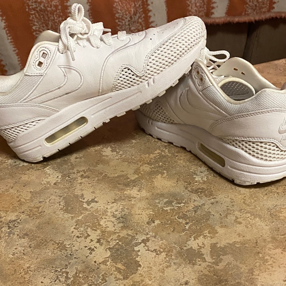 Nike Women's White Sneakers